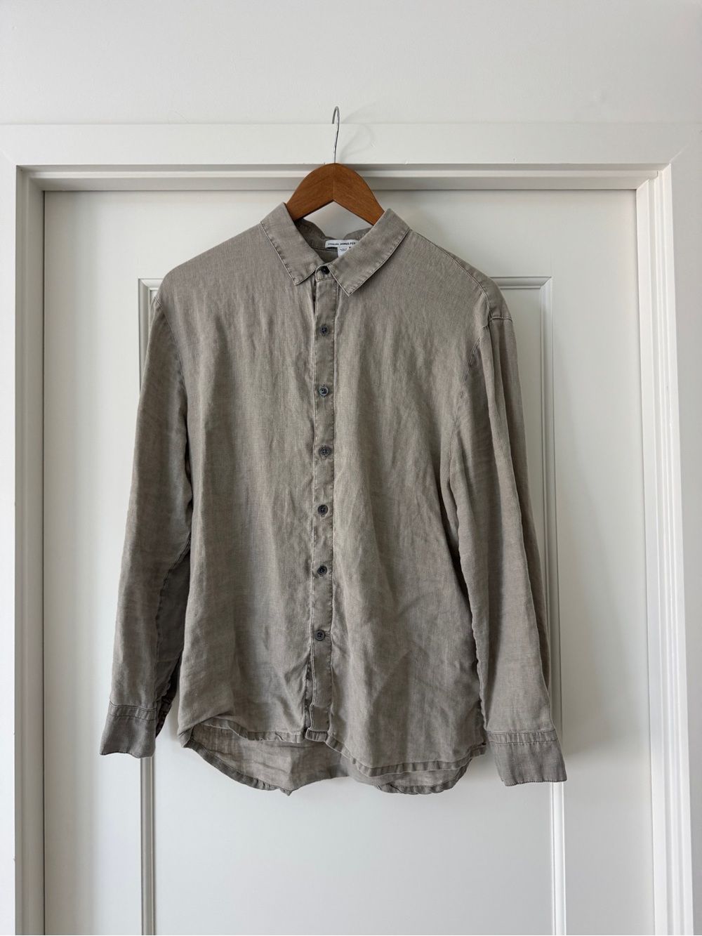Men's Casual Button-Down Shirt in Taupe